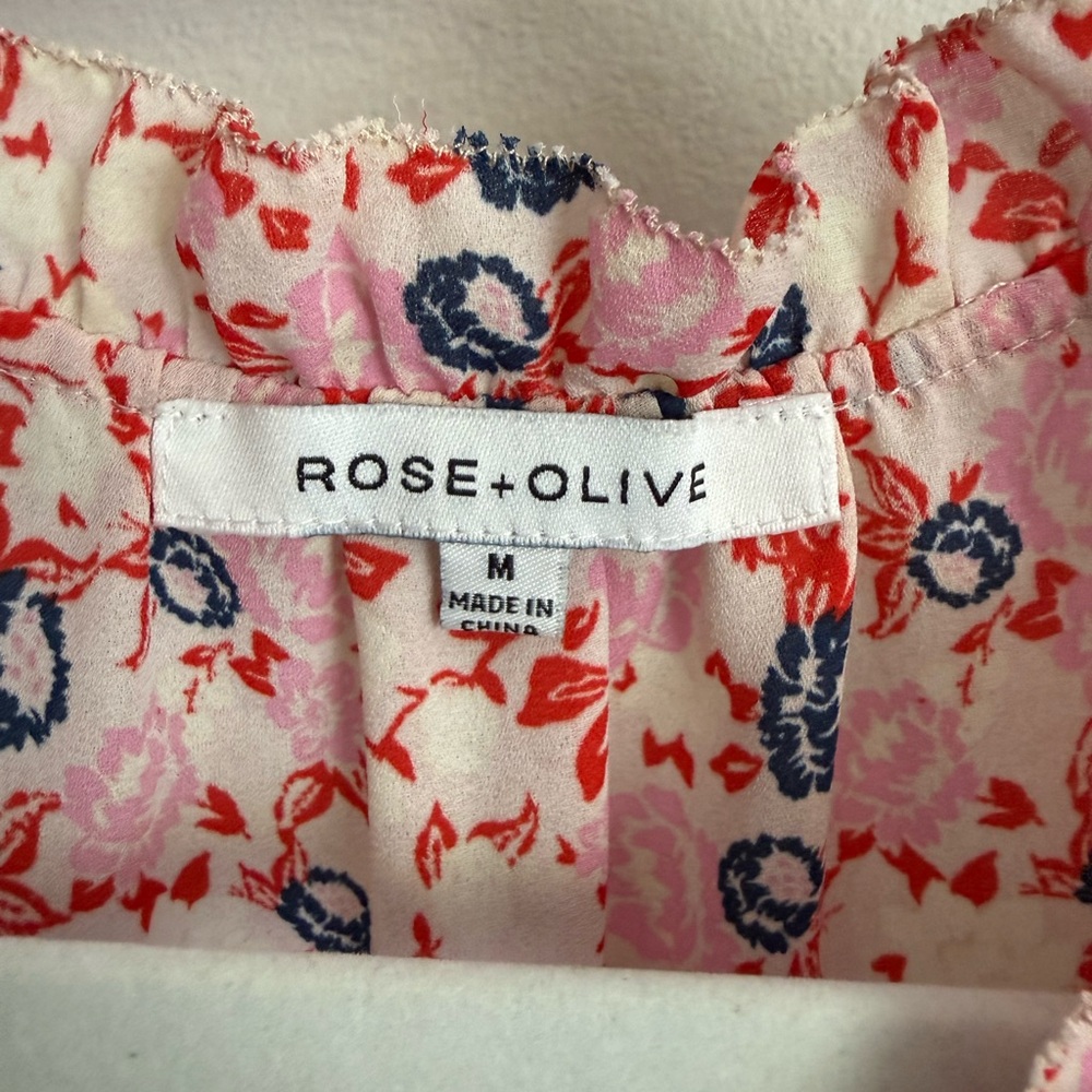 Rose & Olive Pink Floral Sleeveless V-Neck Camisole with Red Border - Picture 2 of 5